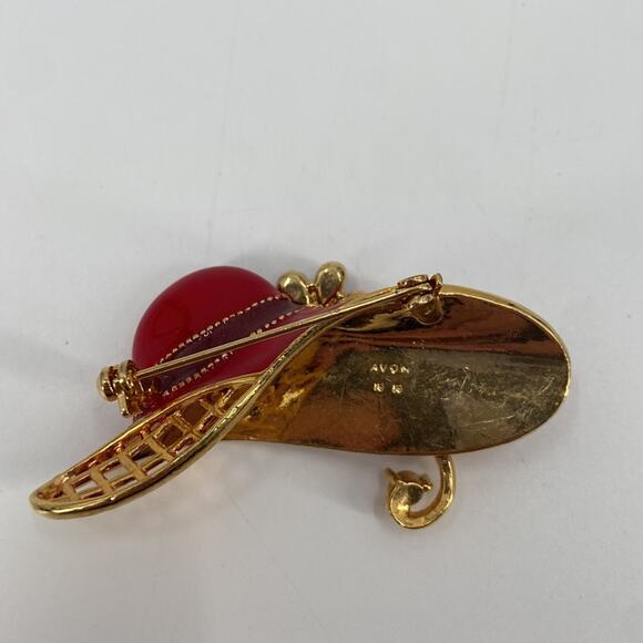 Avon red hatter pin - Picture 2 of 5